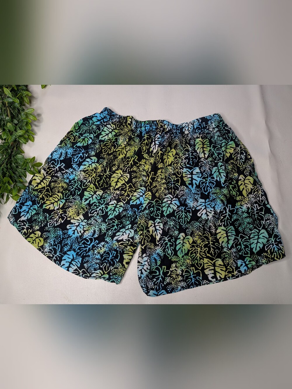 Blue Ginger Monstera Tropical Hawaiian Resort Wear Shorts Size XL
